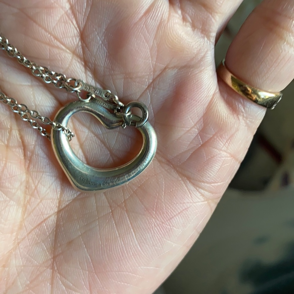 Tiffany open heart necklace medium